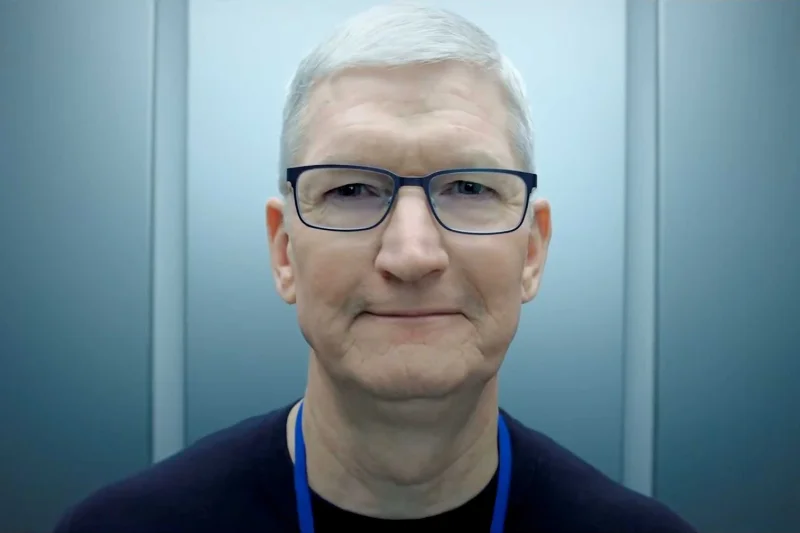 Tim Cook ends 15 years as Apple CEO in last week