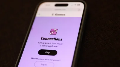 Lifehacker Posts NYT Connections #1,174 Answers for Friday Maxxing Coded Era