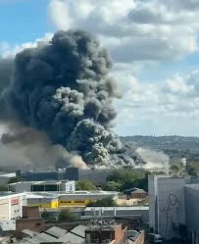 London Fire Brigade sends 125 to Neasden blaze near Wembley — Explosion In London