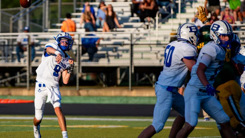 Charlotte Country Day 15, Charlotte Catholic 7 headlines Nc High School Football Scores in Week 2