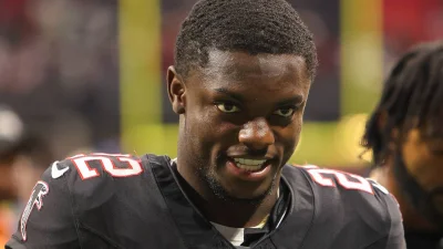 Clark Phillips Iii back at full-go as Falcons roster battle heats up