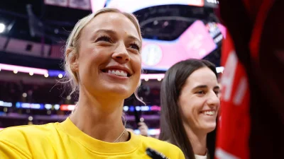 Sophie Cunningham’s cropped tube top and sunglasses set the tone before Fever-Sun — Sophie Cunningham Pregame Look Wnba