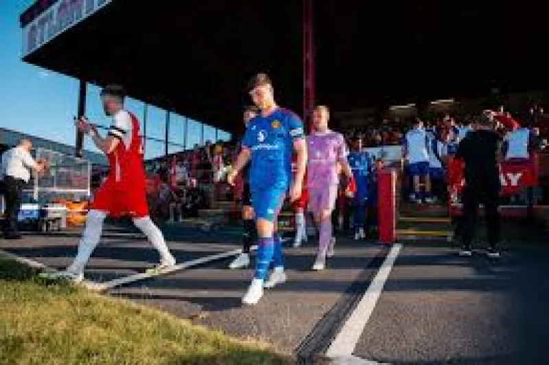 Dan Gore loan talks with Luton Town underline Manchester United’s next sensible step