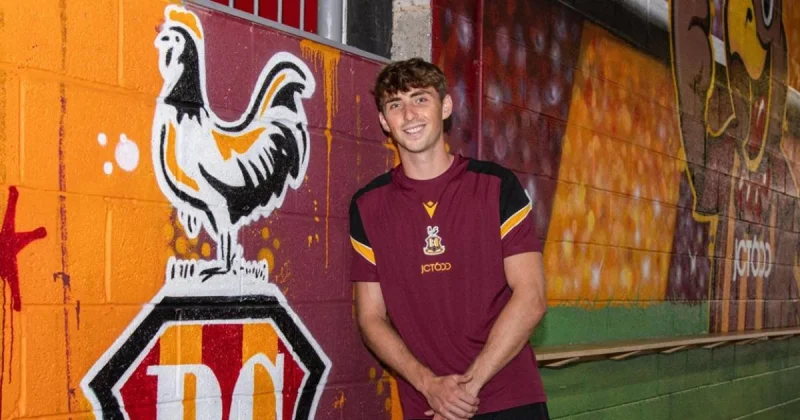 Bradford City make 11th signing of the window as Hayden Matthews arrives on loan from Portsmouth