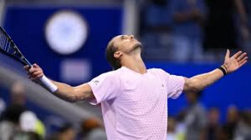 Us Open Results: Alexander Zverev wins first-round marathon in 5 sets over Lorenzo Sonego