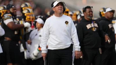 Alberto Mendoza and Dae’Quan Wright case spotlights Senate college sports vote