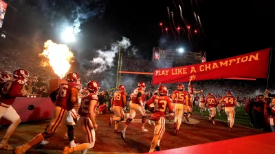 Noah Best listed as co-starter at right guard as Oklahoma Football opens against UTEP