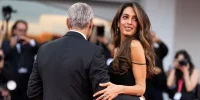 Amal Clooney Silk Nails Venice: Soft Pink Manicure Draws Attention