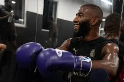 Dan Hooker Is the First UFC Test for Salahdine Parnasse — and Paris Will Be Watching