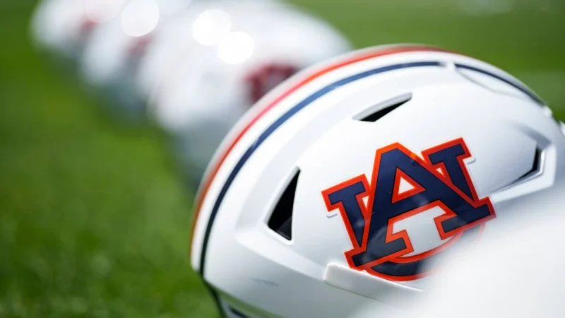 Dj Lagway: Auburn opens 2026 season against Baylor in Atlanta as Alex Golesh era begins