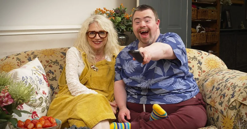 Max joins Gogglebox as two new households arrive