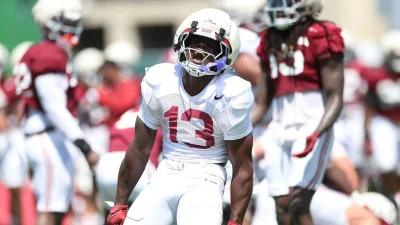 Ej Crowell Listed as Game-Time Decision for Saturday's Matchup