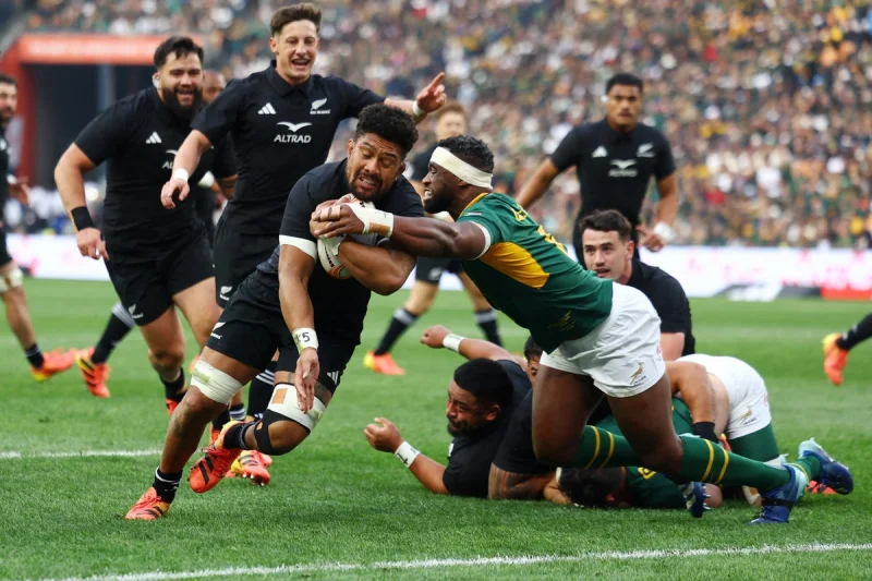 Rugby Scores: South Africa and New Zealand level at 36 minutes in Johannesburg after penalty try