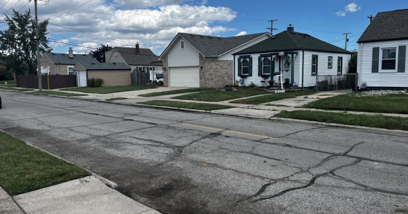 Wyandotte police locate suspect after woman found dead in home