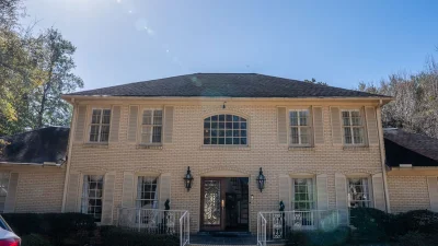 Reagan Hobbs Is Negotiating a Sale of Bobby Bowden's Former Killearn Estates Home