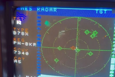 K6lcm Turns NES Radar Into a Flight Tracker Via Port 2