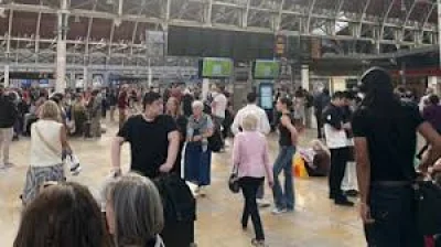 Great Western Railway Trackside Fire Disrupts Heathrow Rail Services