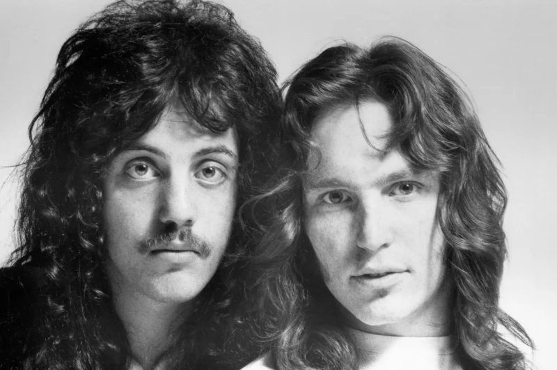 Billy Joel Mourns Jon Small After Early Bandmate Dies
