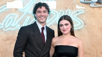 Belmont Cameli and Ella Bright return to Off Campus Season 2
