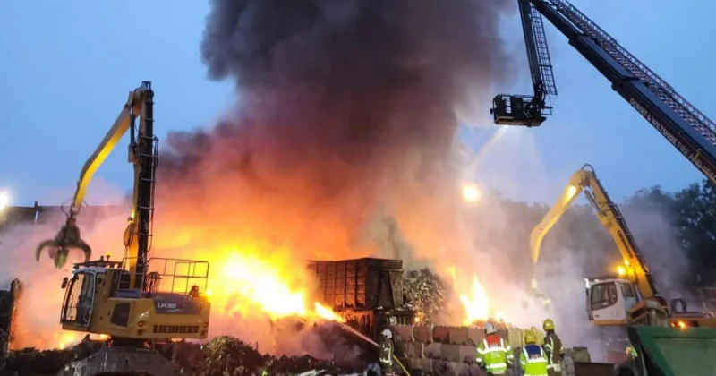 Leyton Orient Vs Bradford City: significant fire at recycling centre prompts residents to close windows