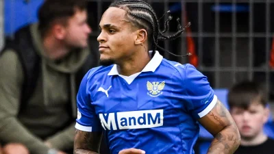 Josh Fowler scores twice as St Johnstone edge Hibernian 2-1