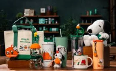 Starbucks Snoopy Glass Cold Cup lands Sept. 15 at $39.95