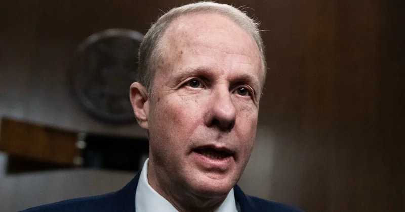 White House reviews Steve Feinberg replacements after Dan Driscoll resigns