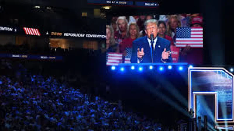 Donald Trump pledges Trump $5,000 dividend if Republicans win