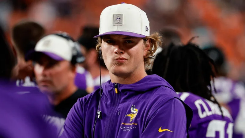 J.J. McCarthy Drops to Third String Ahead of Week 1 — J.j. Mccarthy Nfl Trade Rumors