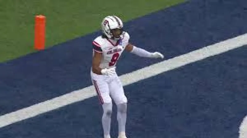 Cibastian Broughton throws 4 TD passes in Akron's 45-10 win — Ncaa Division I Football Bowl Subdivision