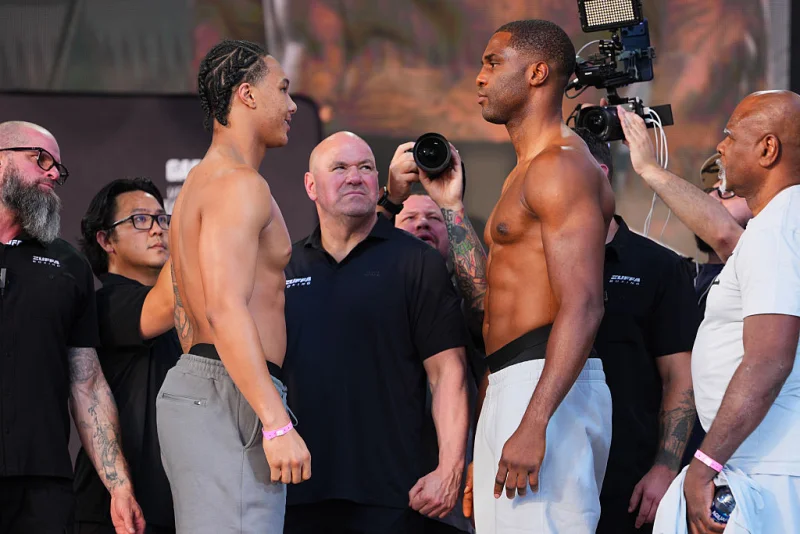 Raphael Akpejiori brings 19-3 record, 18 knockouts into Sept. 12 fight with Da’Mazion Vanhouter