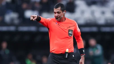 Rodrigo Moledo’s two stoppage-time goals in a 3-3 Atletiba — Santos Vs Cruzeiro