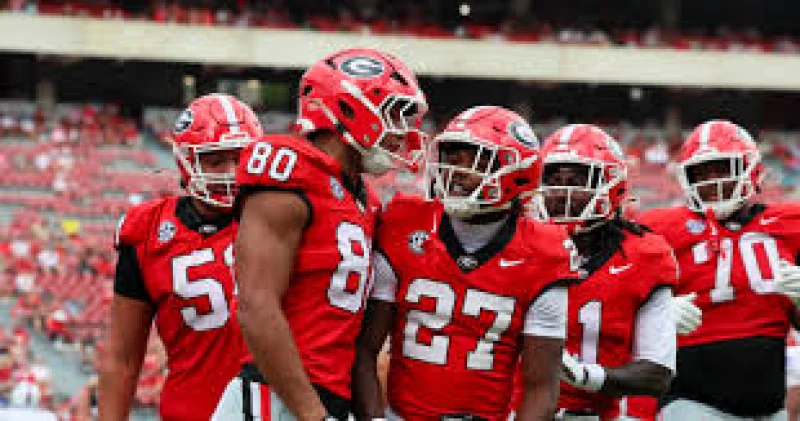 No. 2 Georgia debuts all-white uniforms against Western Kentucky in Wku Vs Georgia — a small change with bigger stakes