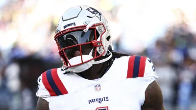 DaQuan Jones one-year deal worth up to $6 million gives Patriots veteran help up front — Afc East