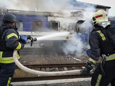 Ukrainian Railways Links Boris Johnson Train to Drone Strike Near Poland