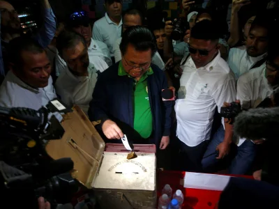 Abdulraof Macacua Faces BARMM Muslims Vote on Monday