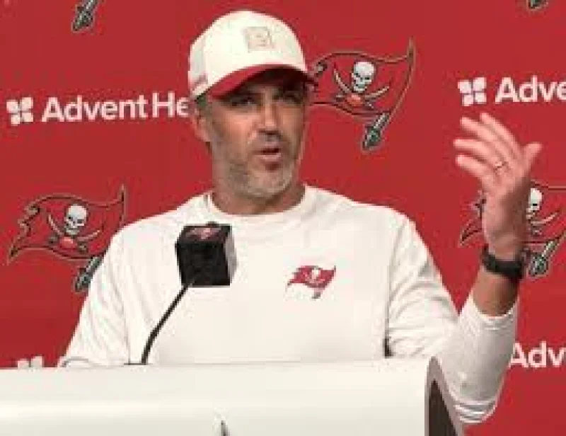 Zac Robinson says daily work against Todd Bowles is making him a better offensive coordinator