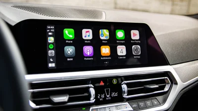 General Motors Drops Carplay From EVs, Plans Full Phaseout