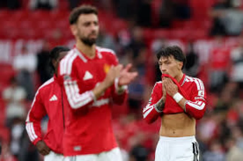 Man United Poor Start To The Season Deepens After 10-Man Manchester City Hold Them Off