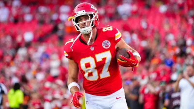 Travis Kelce Stats: Chiefs star has 1,663 receiving yards against the Broncos
