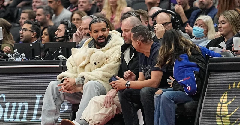 Drake Tour Rolls Into FOMO Premiere at 10:30 p.m.