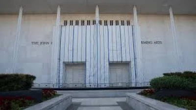 Donald Trump Faces Kennedy Center Closure After Judge Blocks Name