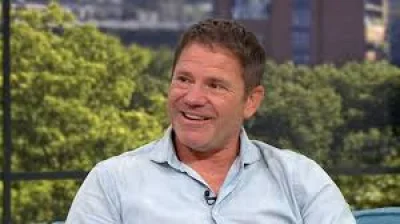 Steve Backshall backs Natural History GCSE plan from 2028