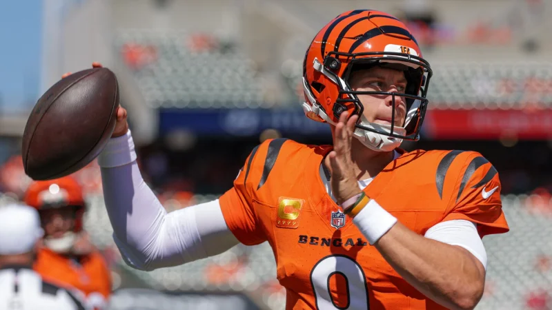Joe Burrow Injury update: Bengals QB says back tightness, expects to play at Houston Texans