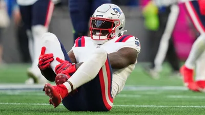 Step Up: Patriots place A.J. Brown on injured reserve with high-ankle sprain