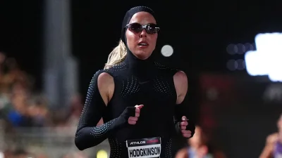 Keely Hodgkinson Athlos London 2026: 1min 56.40sec in custom black Nike suit is the future of track showmanship