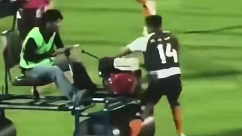 Andros Townsend run over by pitch roller before PT Prachuap's 3-0 win over Pattani FC — and still came off the bench