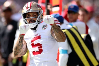 Mike Evans Injury: Buccaneers receiver exits in fourth quarter with hip issue