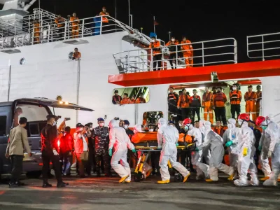 Rusmilawati Seeks Eight Relatives After Gale Warning Capsizes Virgo Transport8