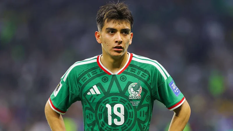 Rafael Márquez’s First 30-Man Mexico Roster Sets the Tone for Friendly Matches